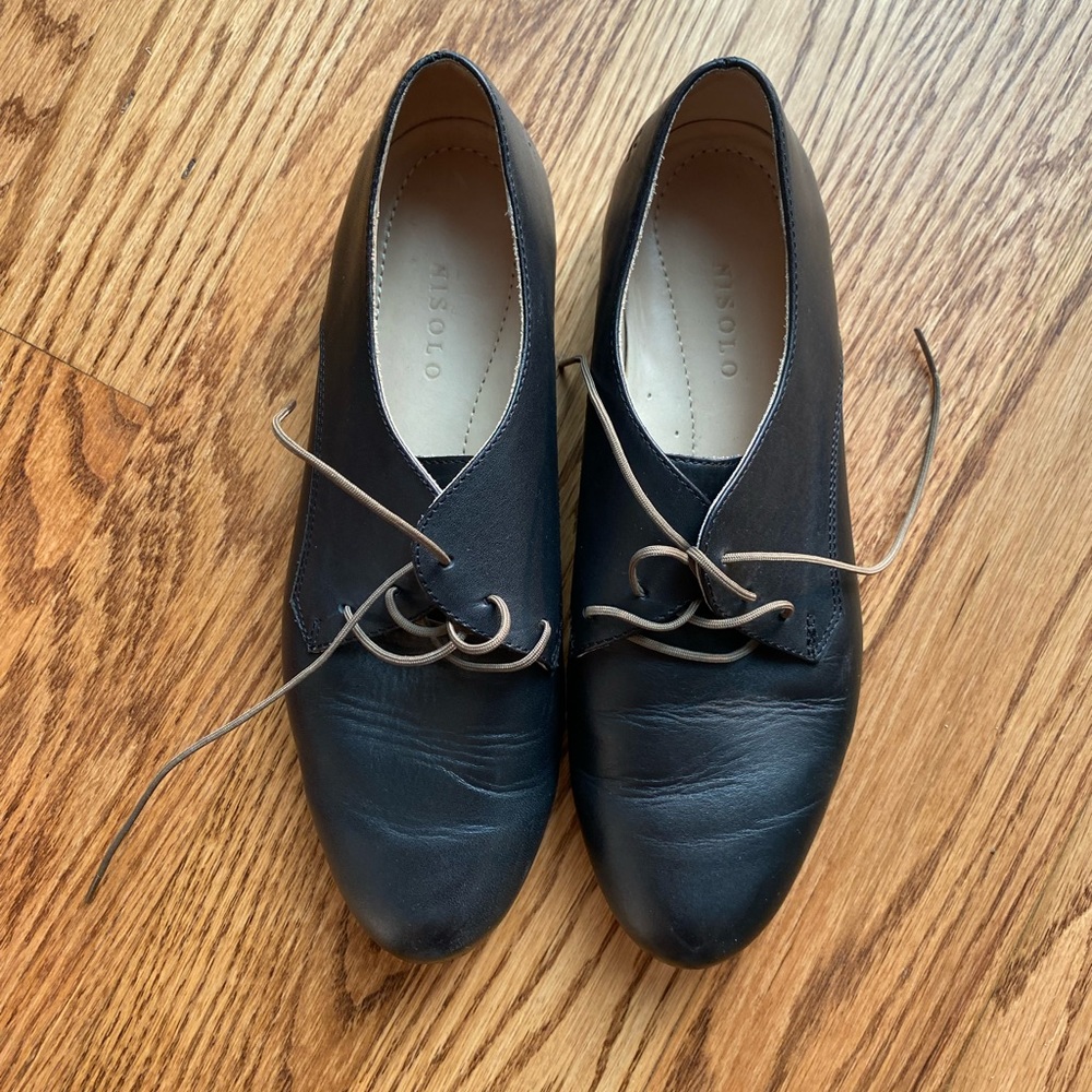 Nisolo black oxfords EUC women’s 8.5